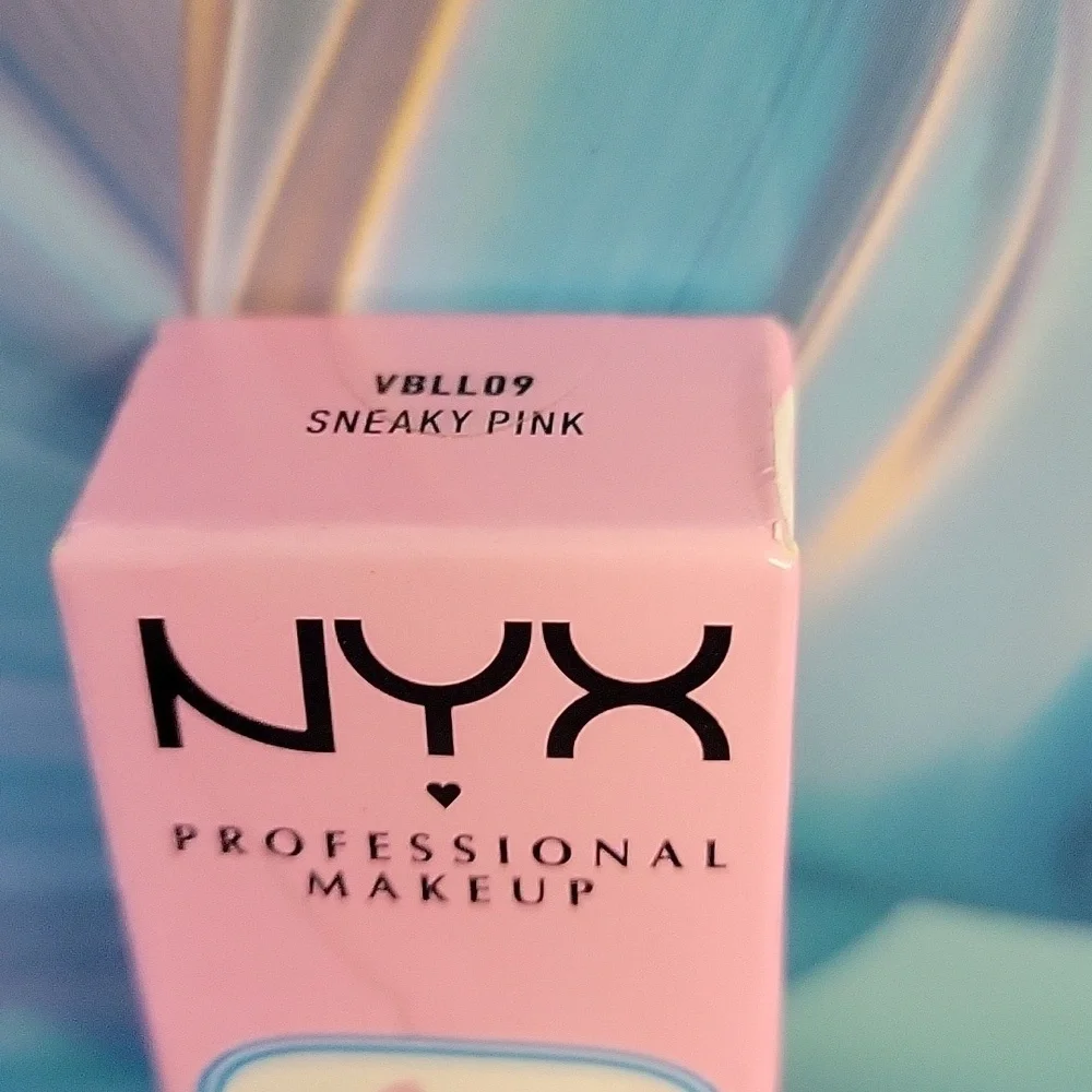 NYX intense eyeliner